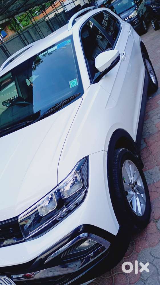 Volkswagen Taigun 1.0 Tsi Highline At, 2022, Petrol