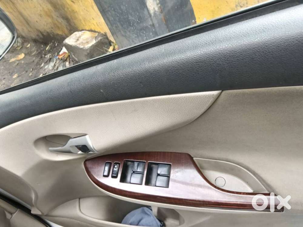 Toyota Corolla Altis G, 2013, Petrol