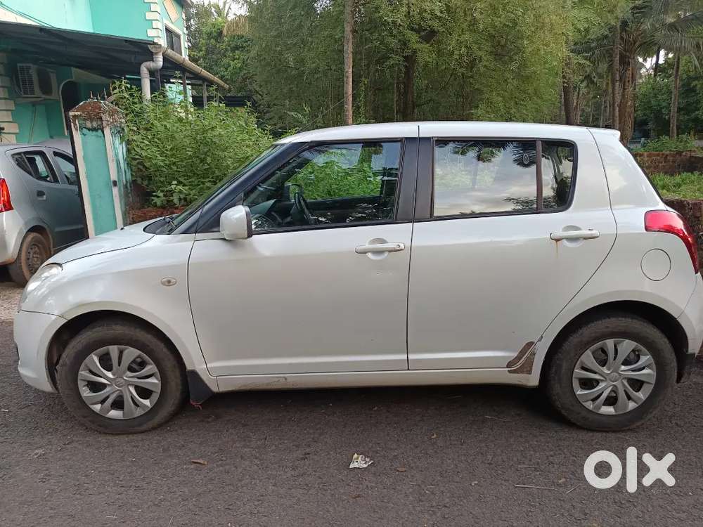 Maruti Suzuki Swift 2009 Petrol 67000 Km Driven