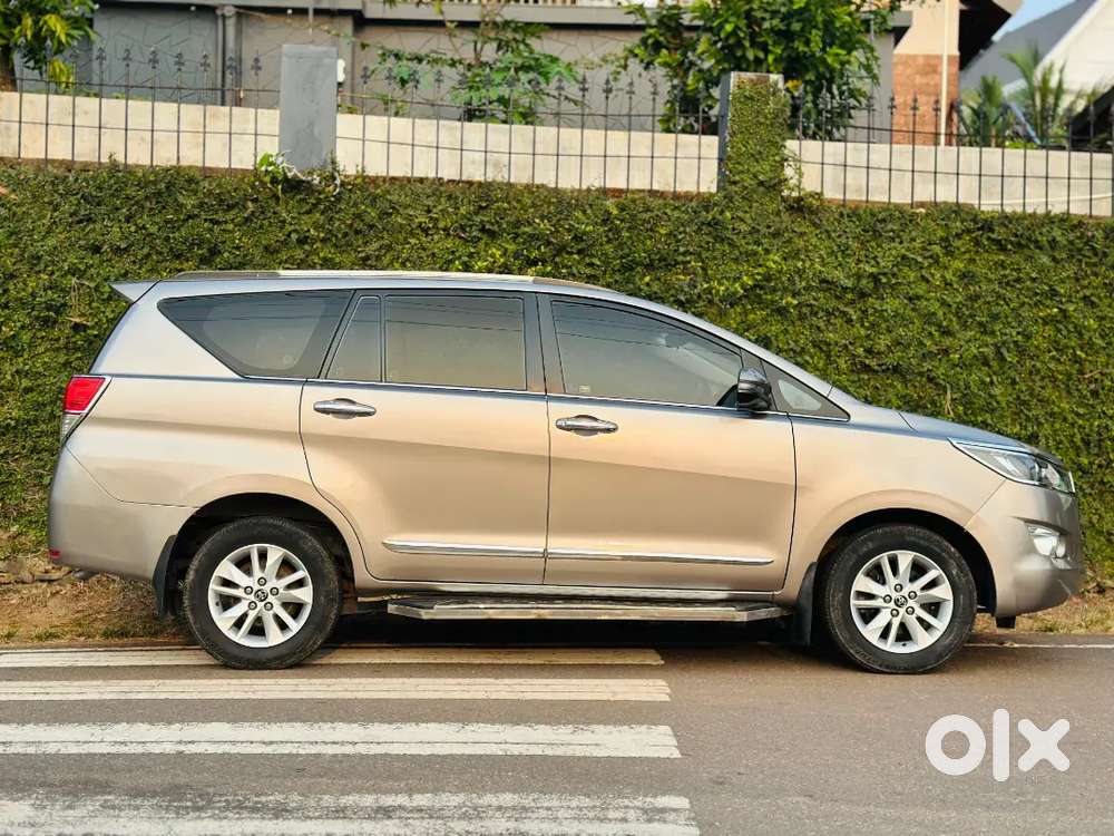 Toyota Innova Crysta 2.4 V 8 Seater 2019 Diesel 45000 Km With Records