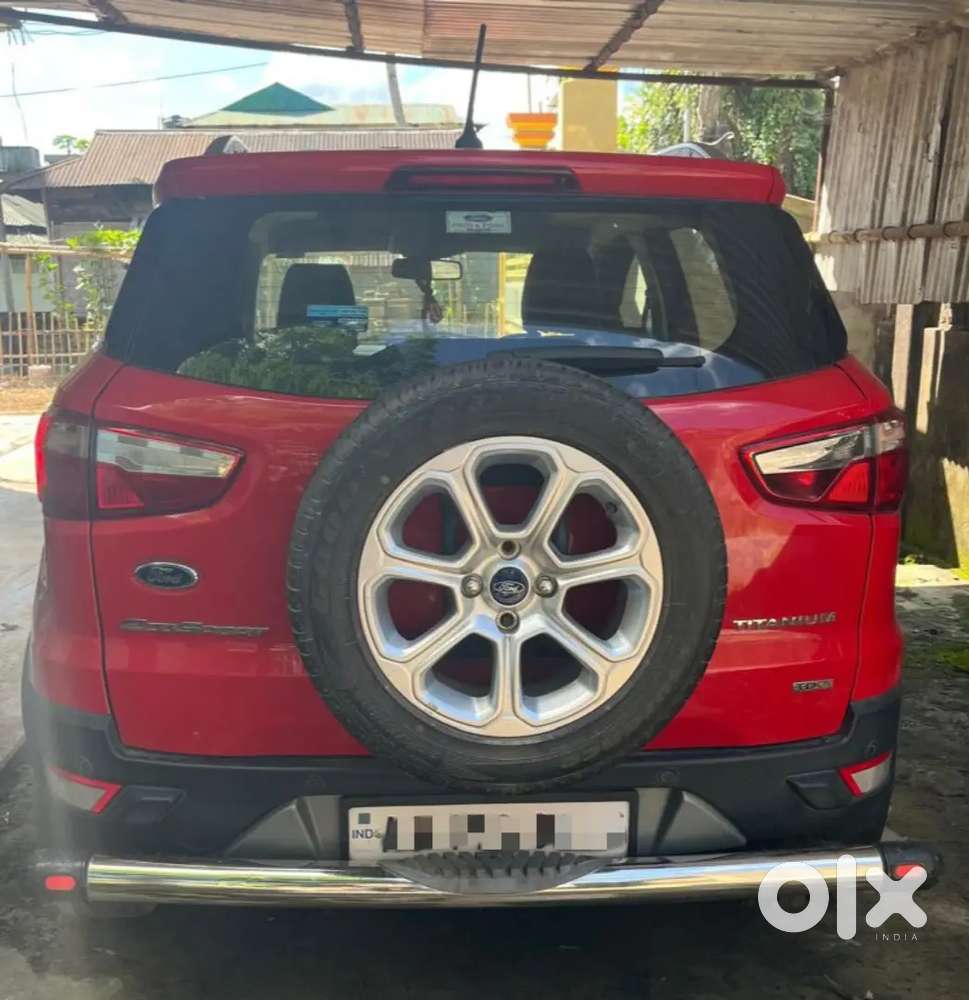 Ford Ecosport 2017 Variant Top Model With Sunroof And Six Airbag.