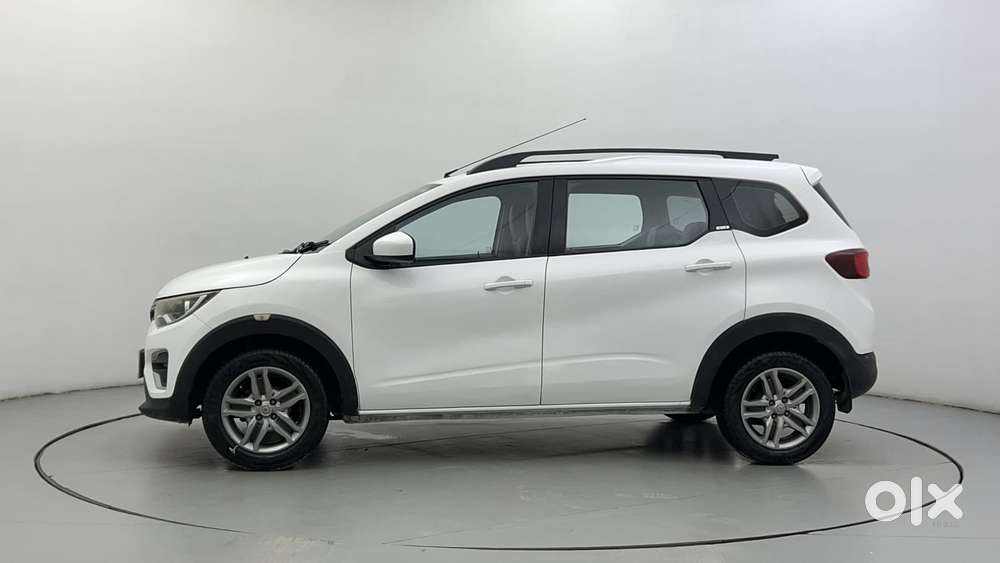 Renault Triber Rxz, 2020, Petrol