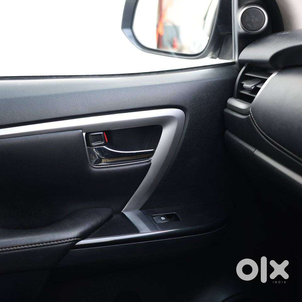 Toyota Fortuner 4x2 At 2.8 Diesel, 2023, Diesel