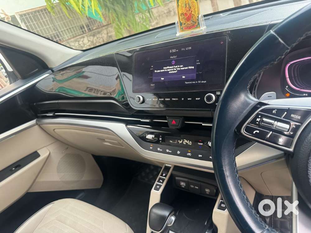 Kia Carens 2023 Diesel Well Maintained