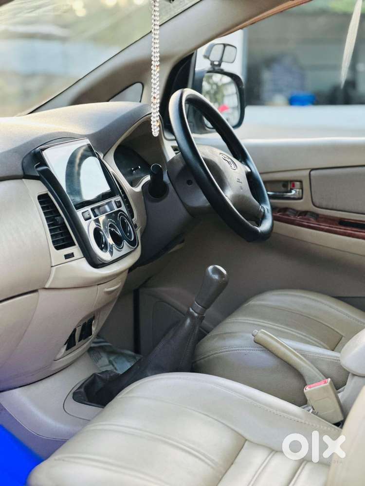 Toyota Innova 2.5 V 7 Str, 2008, Diesel