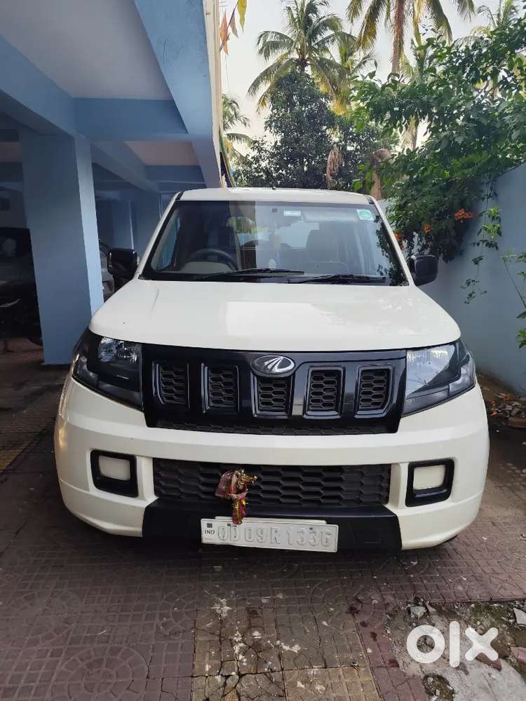 Mahindra Tuv 300 2019 Diesel Well Maintained
