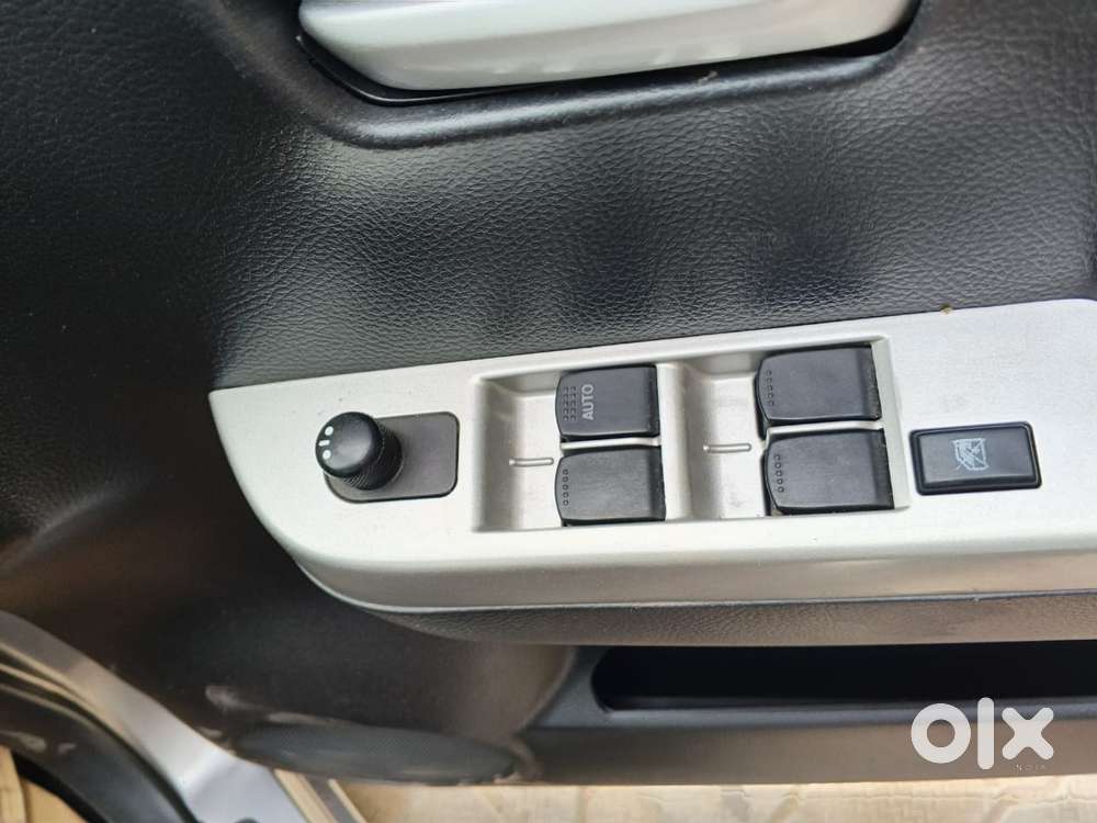 Maruti Suzuki Wagon R Vxi Optional, 2013, Petrol