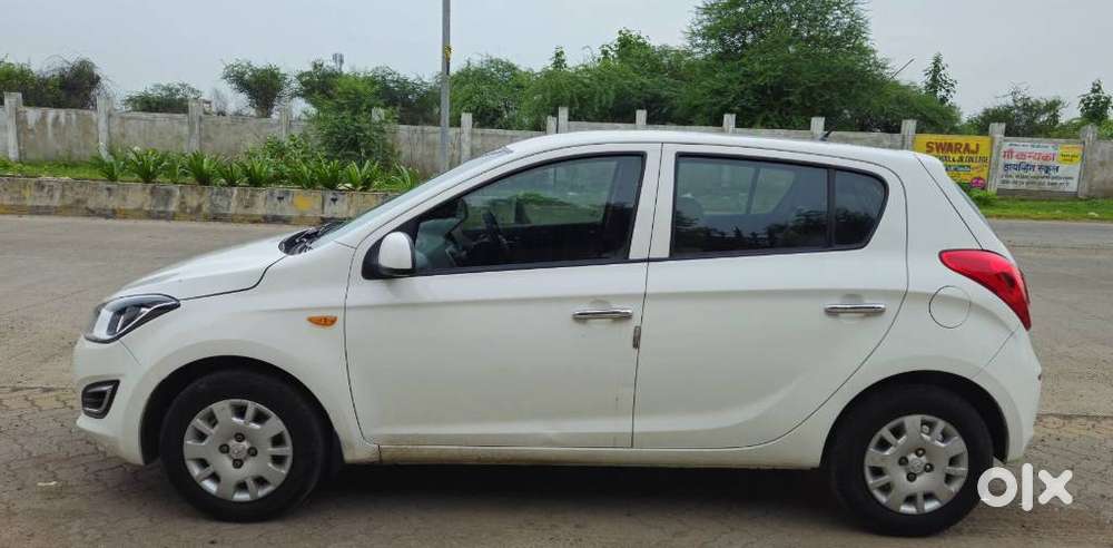 Hyundai I20 Magna 1.2 Mt, 2013, Petrol