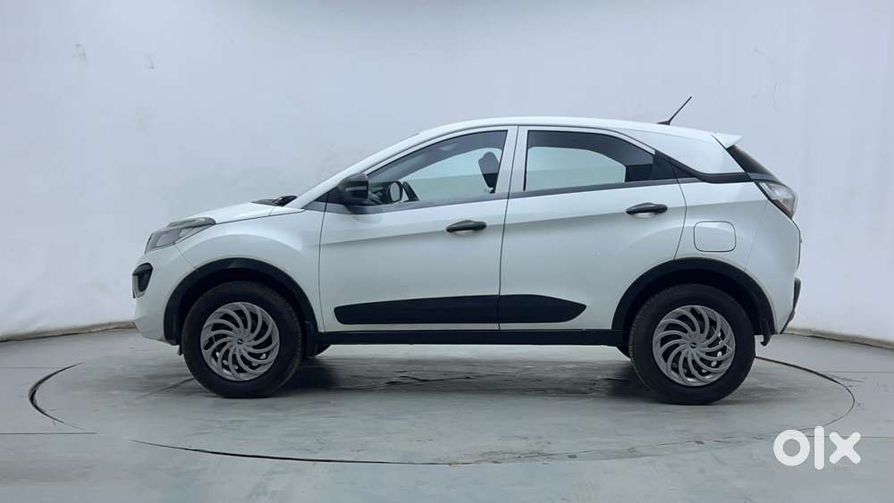 Tata Nexon 1.2 Revotron Xm, 2018, Petrol