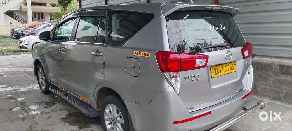 Toyota Innova Crysta 2.4 Diesel 2019