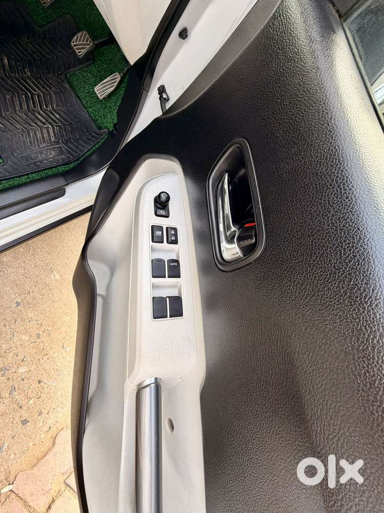 Maruti Suzuki Ignis 1.2 Zeta Mt, 2024, Petrol