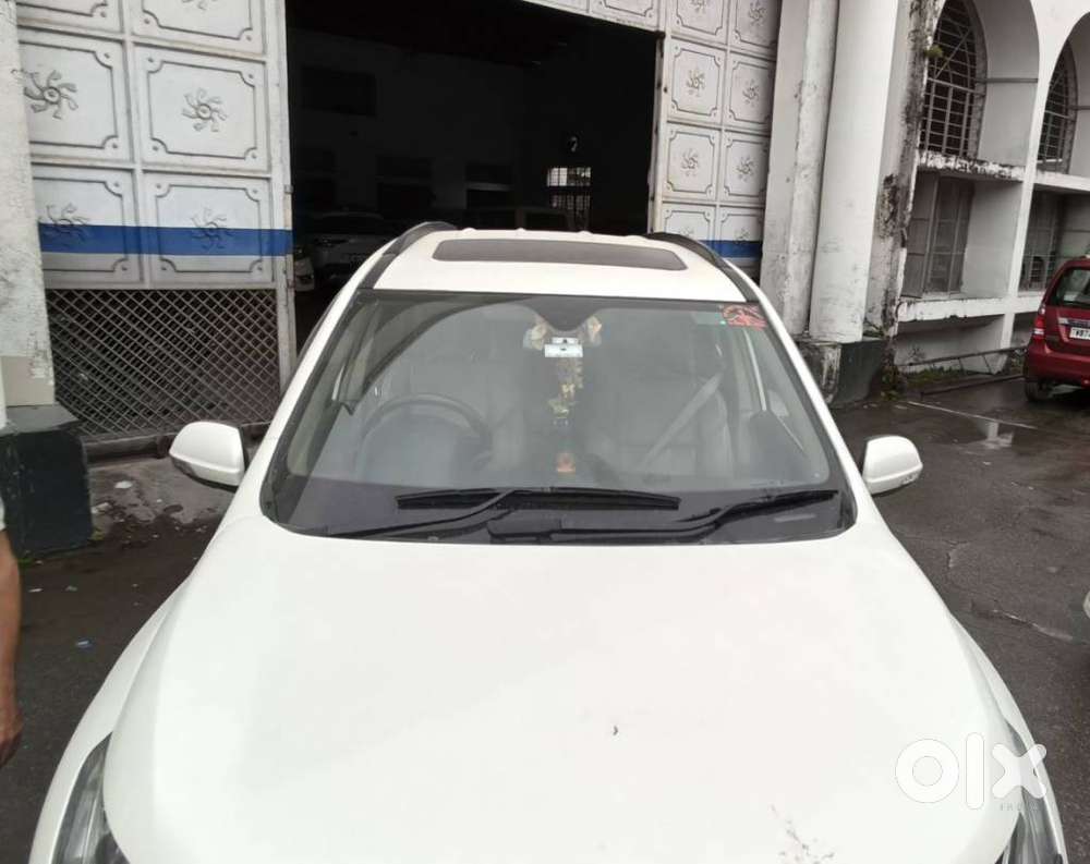 Mahindra Xuv500 2.2 W10, 2016, Diesel