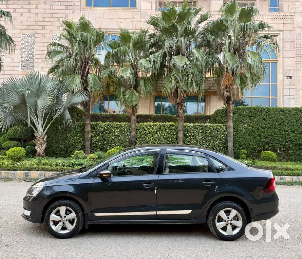 Skoda Rapid 1.6 Elegance Plus Mpi At, 2017, Petrol