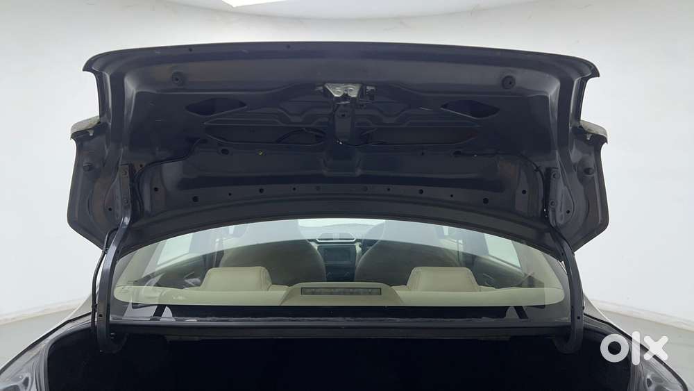 Maruti Suzuki Dzire 1.2 Lxi, 2022, Petrol