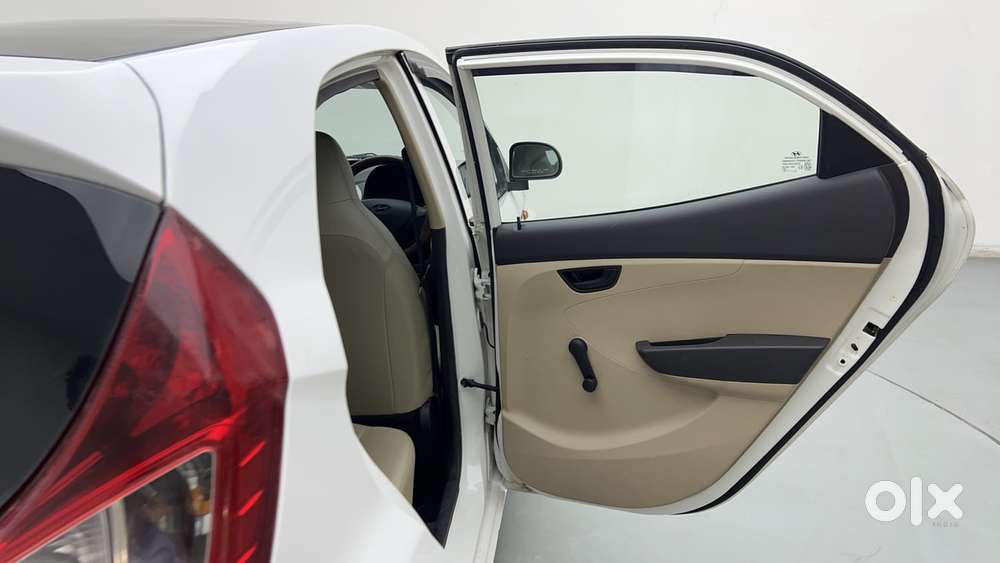 Hyundai Eon Era +, 2017, Petrol