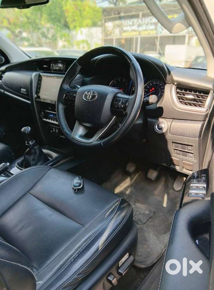 Toyota Fortuner 4x2 Mt 2.8 Diesel, 2021, Diesel