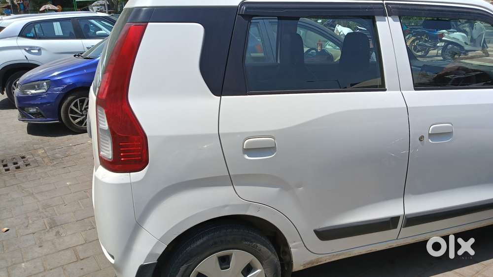 Maruti Suzuki Wagon R 1.0 Vxi Cng, 2023, Cng & Hybrids