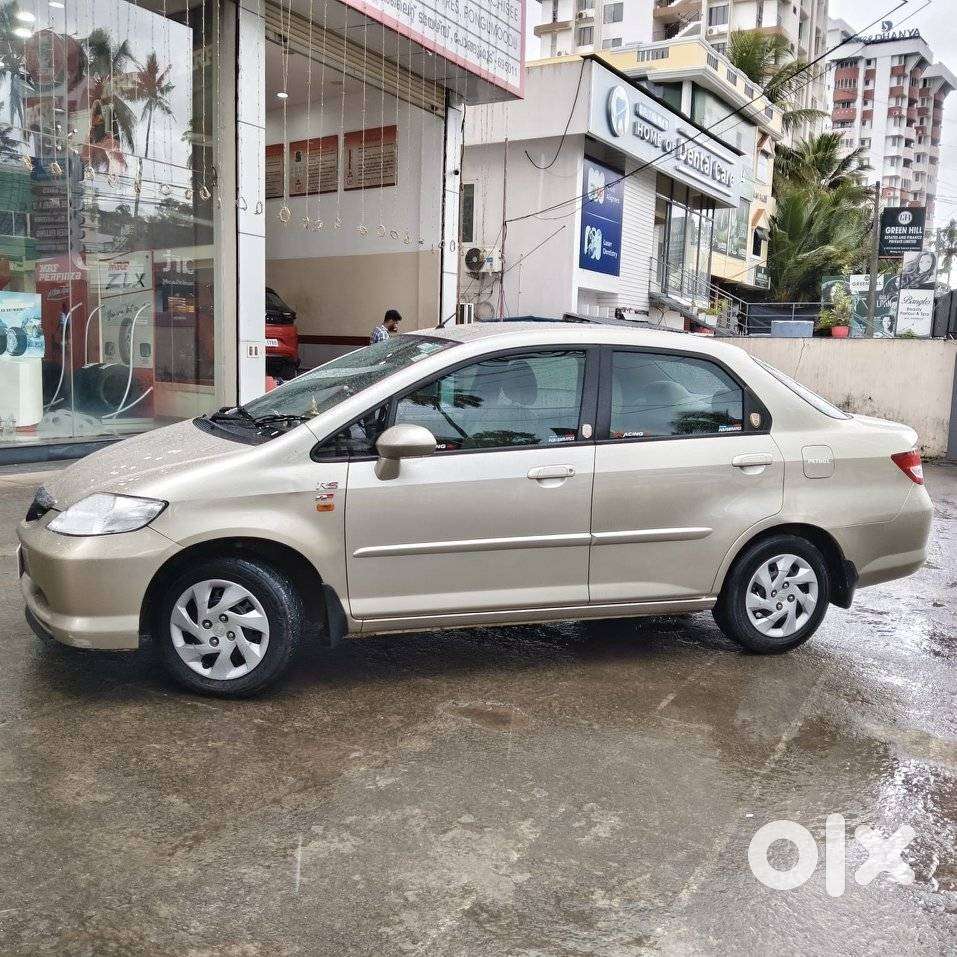 Honda City 1997-2006 1.5 Gxi, 2004, Petrol