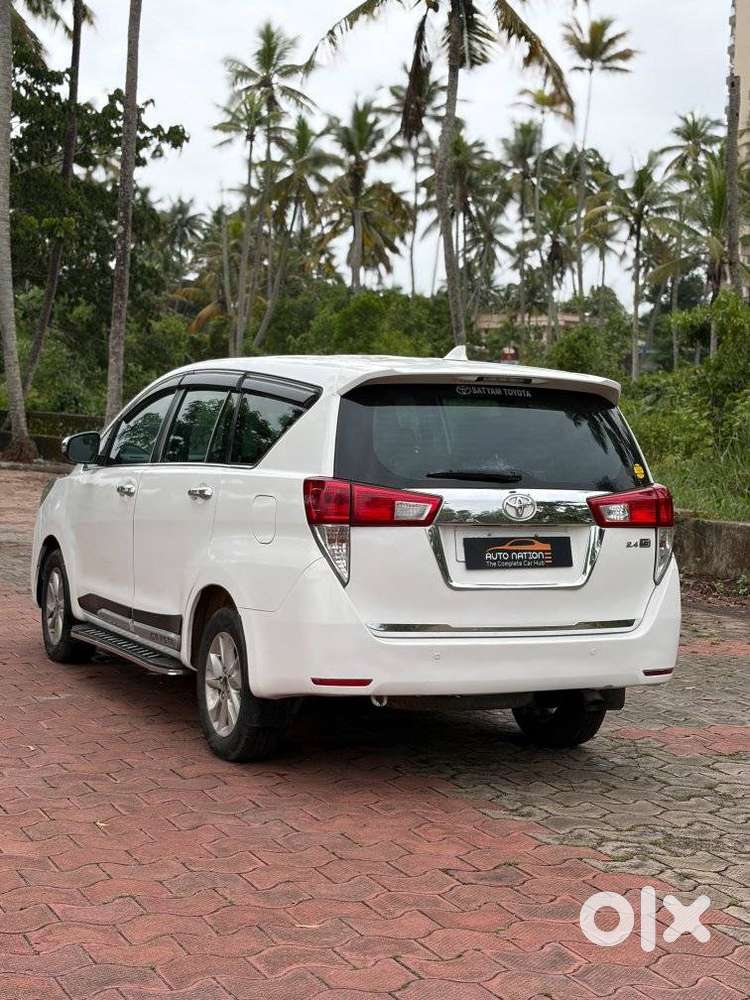 Toyota Innova Crysta 2.4 G Mt 8s, 2019, Diesel