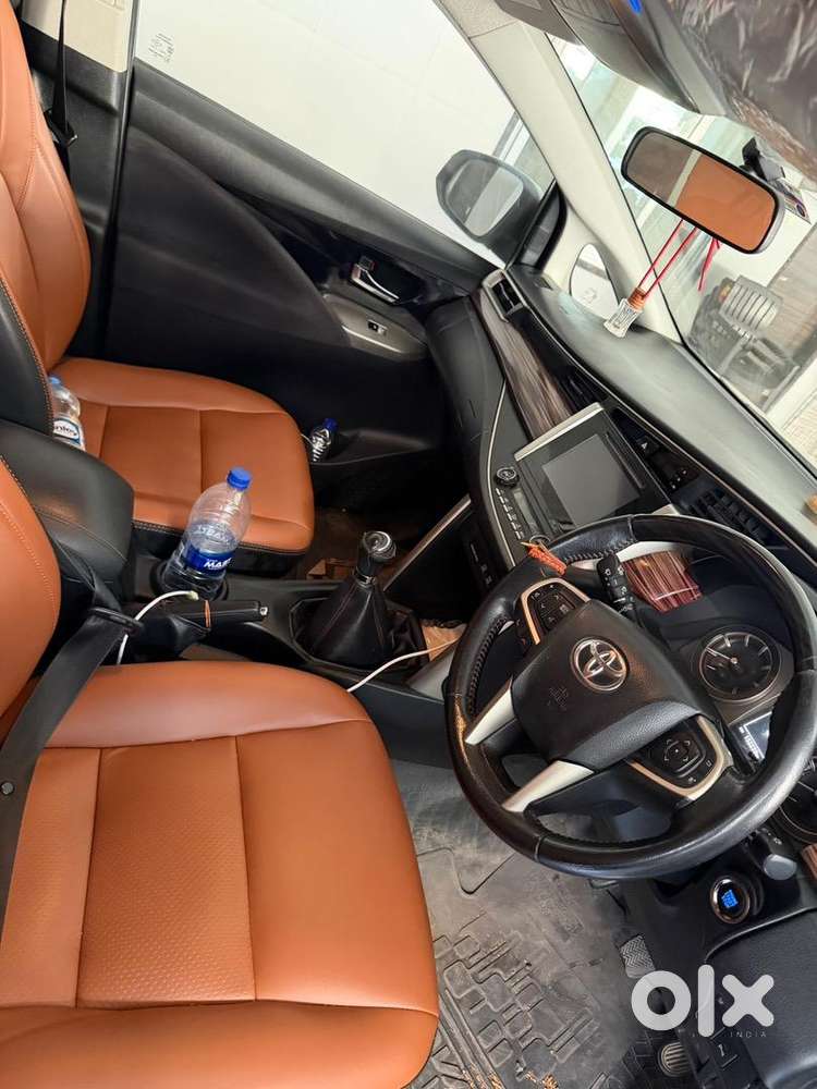 Toyota Innova Crysta 2017 Diesel Well Maintained