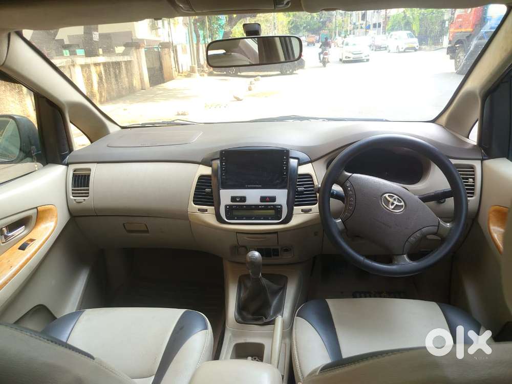 Toyota Innova 2.5 Gx 7 Str Bs-iii, 2009, Diesel