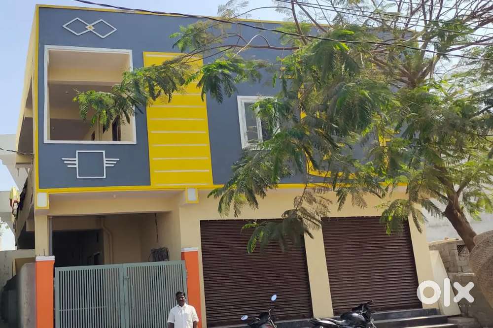 Shutter for rent - For Rent: Shops & Offices - 1828980422