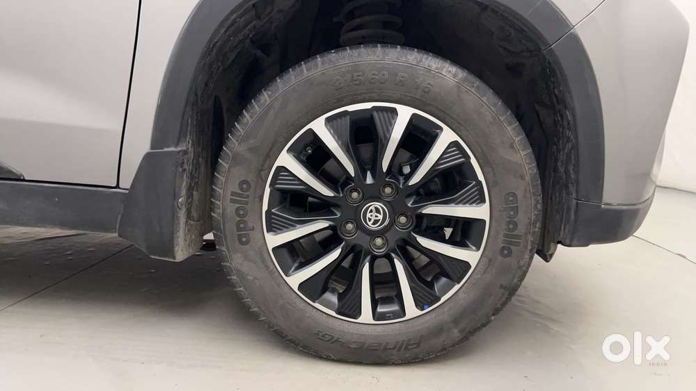 Toyota Urban Cruiser 1.5 Premium Grade At, 2022, Petrol