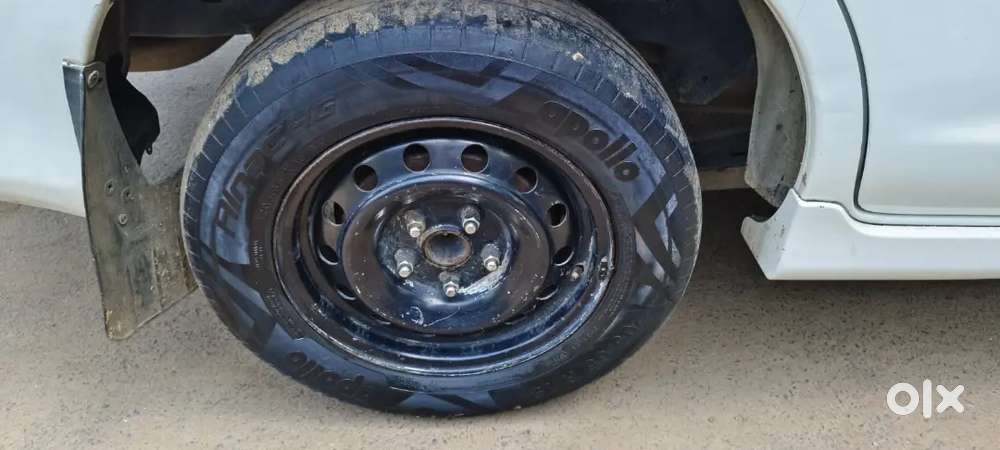 Rs.3,50,000 (innova 2.5 Gx 8s)