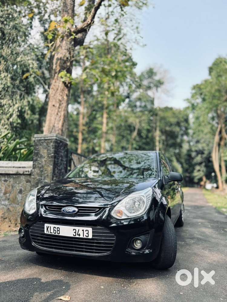 Ford Figo 2015 Diesel 97000 Km Driven