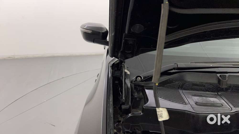 Tata Safari 2.0 Xz Plus Dark Edition, 2022, Diesel