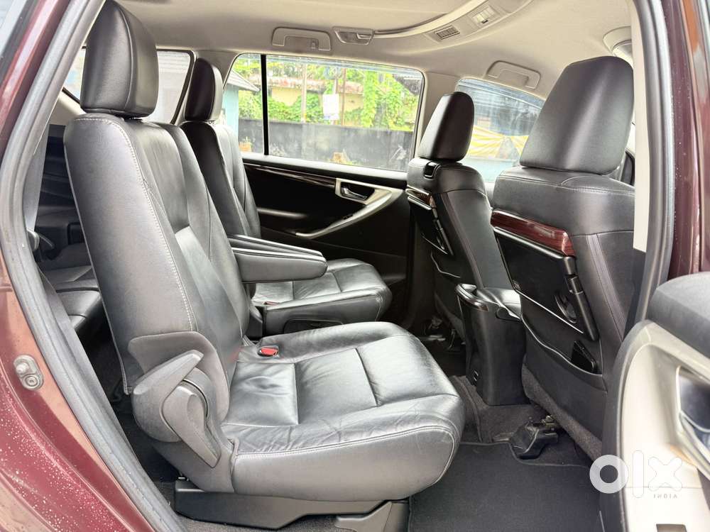 Toyota Innova Crysta 2.4 Z 7 Str, 2016, Diesel