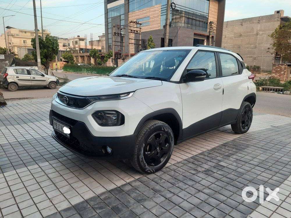 Tata Punch Accomplished Amt, 2023, Petrol