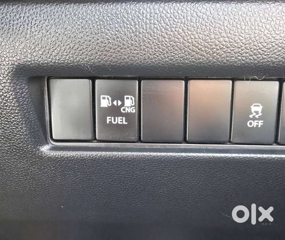 Maruti Suzuki Swift 1.2 Vxi (o), 2023, Cng & Hybrids