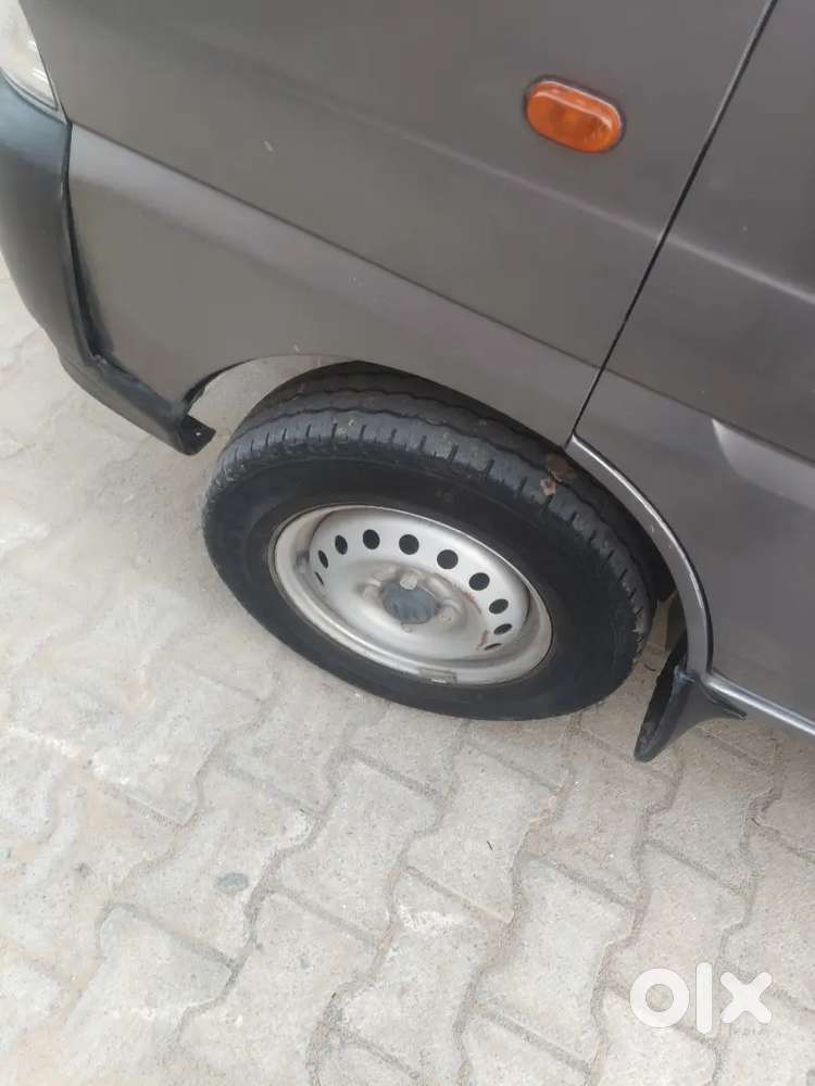 Maruti Suzuki Eeco 2023 Petrol 33000 Km Driven