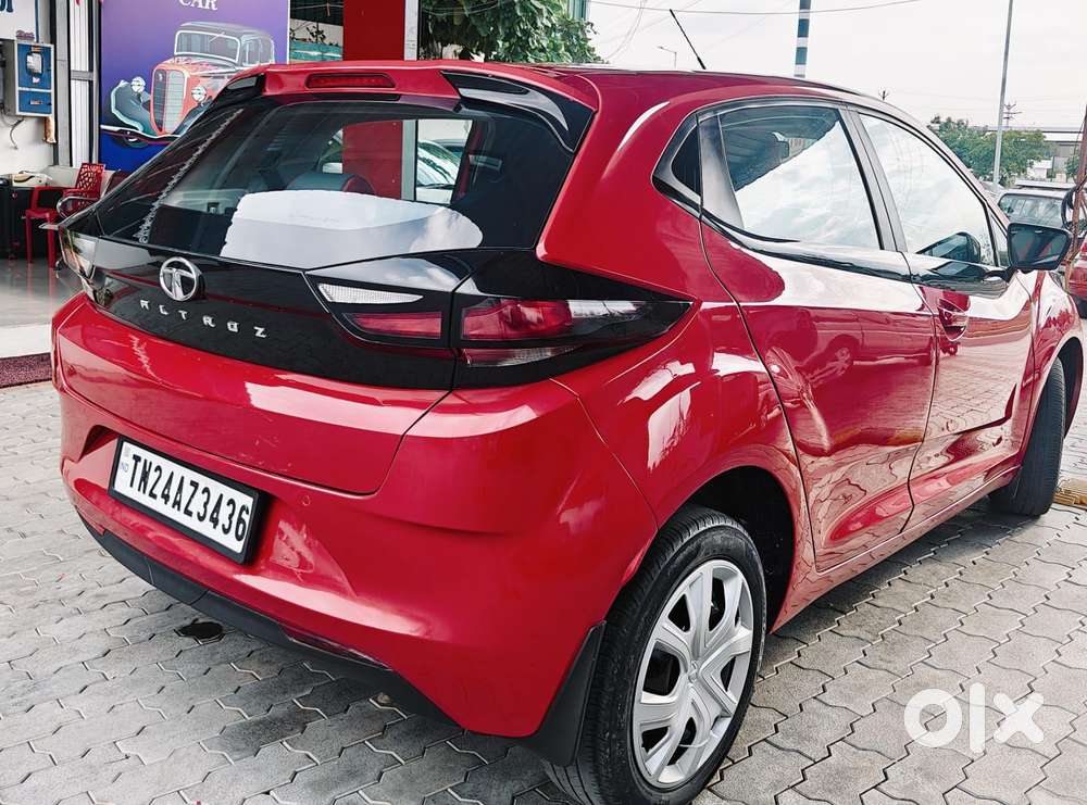 Tata Altroz 1.2 Xm Plus, 2022, Petrol