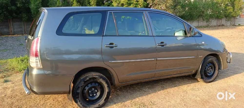 Toyota Innova 2009