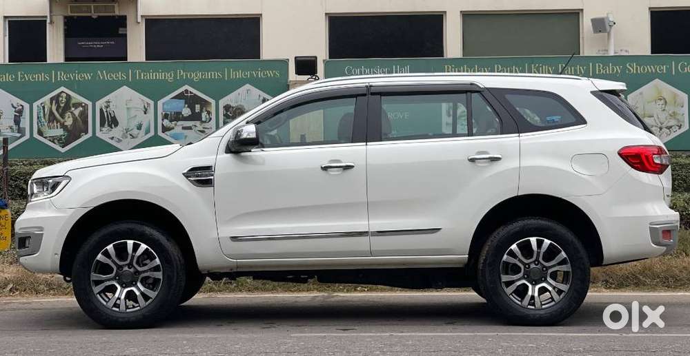 Ford Endeavour 3.2 Titanium At 4x4, 2017, Diesel
