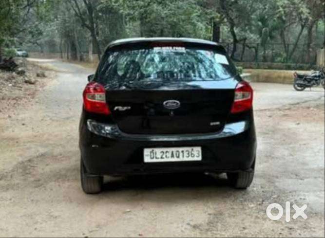 Two Airbags, Company Fitted Blutooth Connect Audio System,
