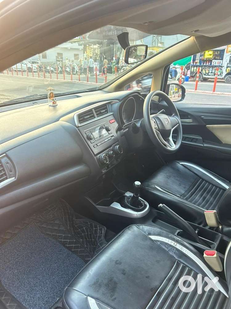 Honda Jazz 2016 Diesel Well Maintained