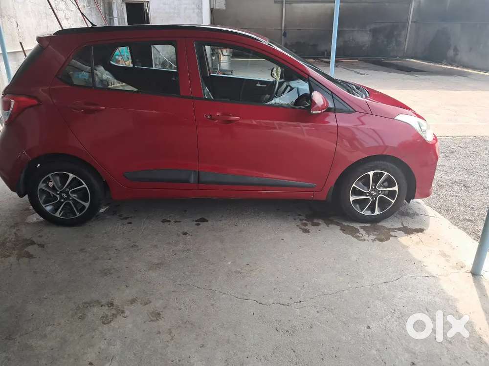 Hyundai Grand I10 2017 Petrol 77000 Km Driven