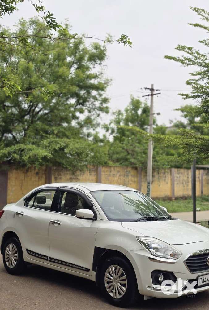 Maruti Suzuki Dzire 1.2 Vxi Amt, 2019, Petrol