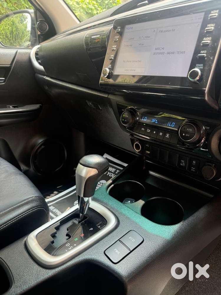 Toyota Hilux 2.8 High 4x4 Mt, 2023, Diesel