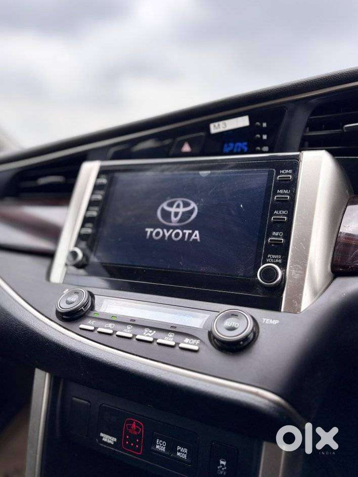 Toyota Innova Crysta Zx 2.4 Diesel 7 Seater, 2025, Diesel