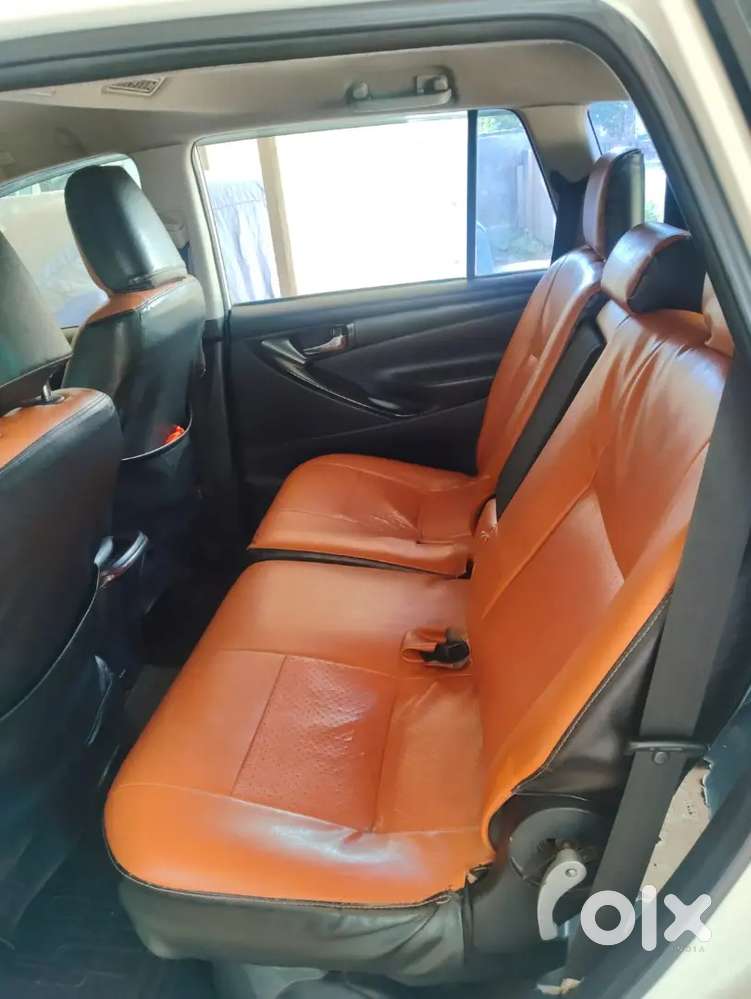 Selling Innova Crysta