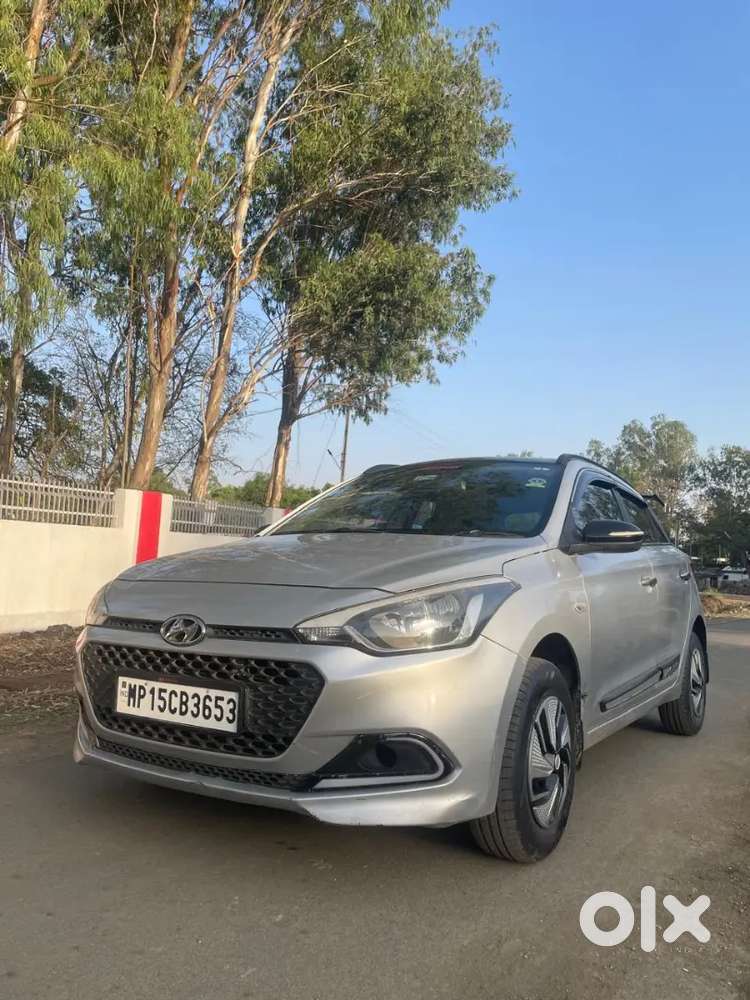 Hyundai Elite I20 2017 Petrol 80000 Km Driven