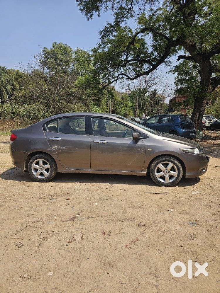 Honda City 2011-2013 V At Exclusive, 2011, Petrol