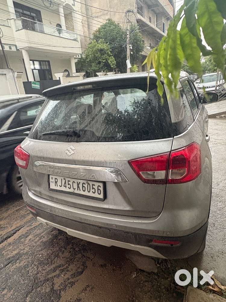 Maruti Suzuki Brezza 2020 Diesel New Tire, New Battery Full Insured