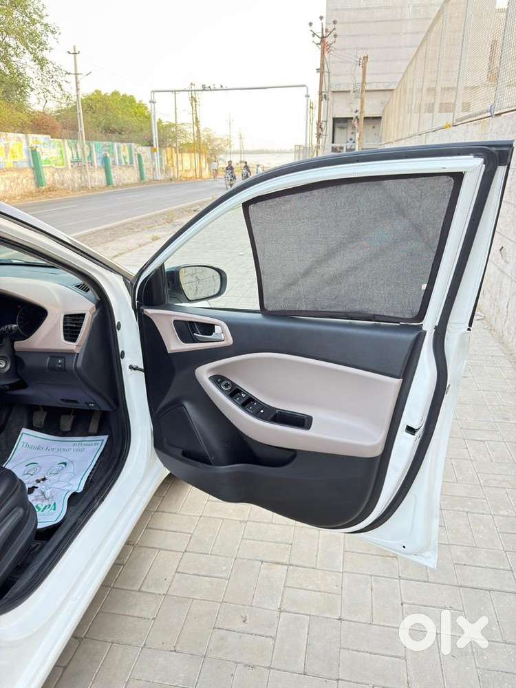 Hyundai I20 2020 Cng & Hybrids 107000 Km Driven