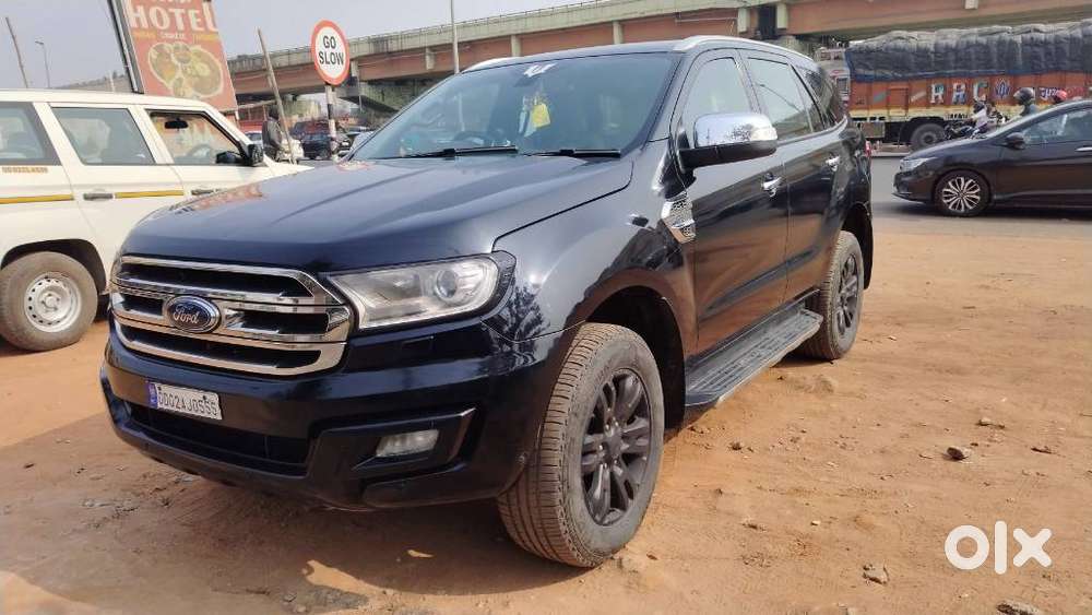 Ford Endeavour 2.2 Titanium At 4x2, 2016, Diesel