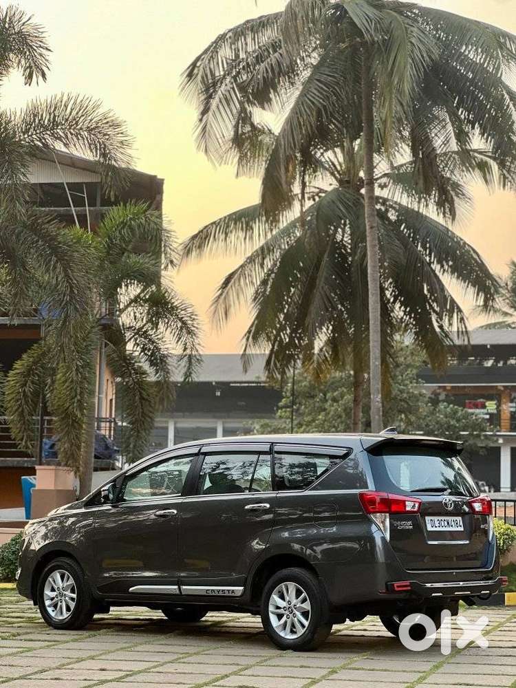 Toyota Innova Crysta 2.8 Gx At 8s, 2018, Diesel